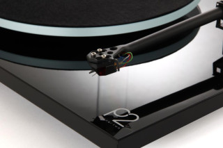 Rega Planar 2 med ND3 pickup hos Larsbengtsson.se