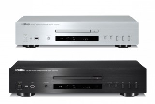 Yamaha CD-S700 hos Larsbengtsson.se