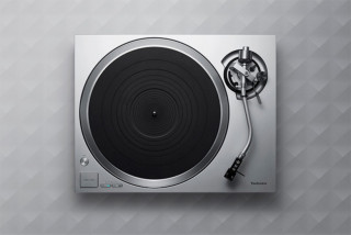 Technics SL-1500C hos Larsbengtsson.se